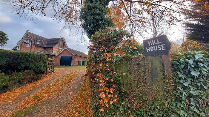 3 Bedroom Detached House For Sale In Kirkby Underwood Road, Aslackby, NG34