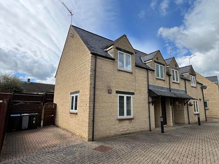 3 Bedroom Semi Detached House To Rent In Davenport Close, Great Rollright, OX7