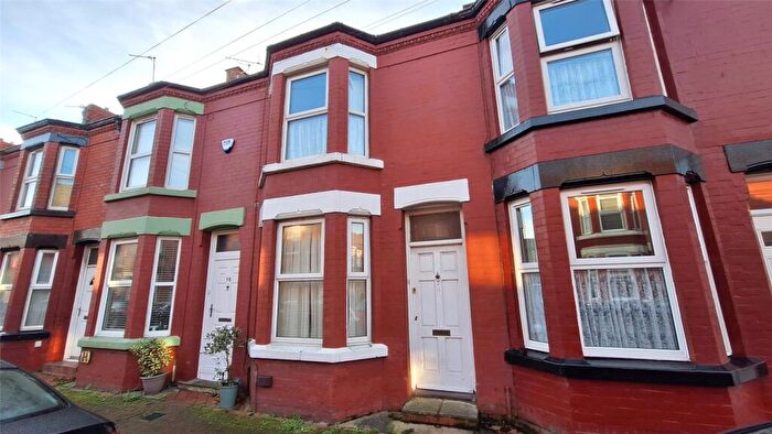 2 Bedroom Terraced House For Sale In Water Street, Birkenhead, Merseyside, CH41