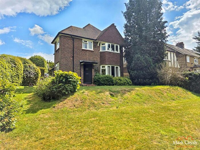 3 Bedroom Property For Sale In Green Lane, Lower Kingswood, Tadworth, KT20