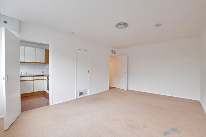 Studio For Sale In Belgrave Court, Shooters Hill Road, Blackheath, London, SE3