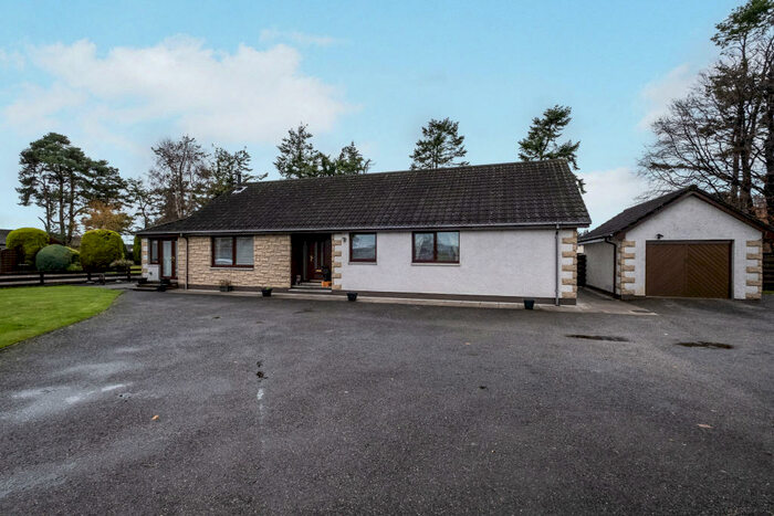 4 Bedroom Detached Bungalow For Sale In Woodside Gardens, Invergordon, IV18