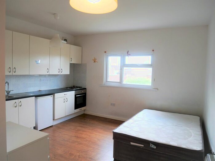 Studio To Rent In Lady Margaret Road, Southall, UB1