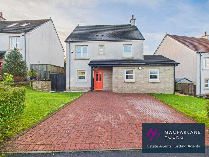 4 Bedroom Flat To Rent In Mallots View, Newton Mearns, G77