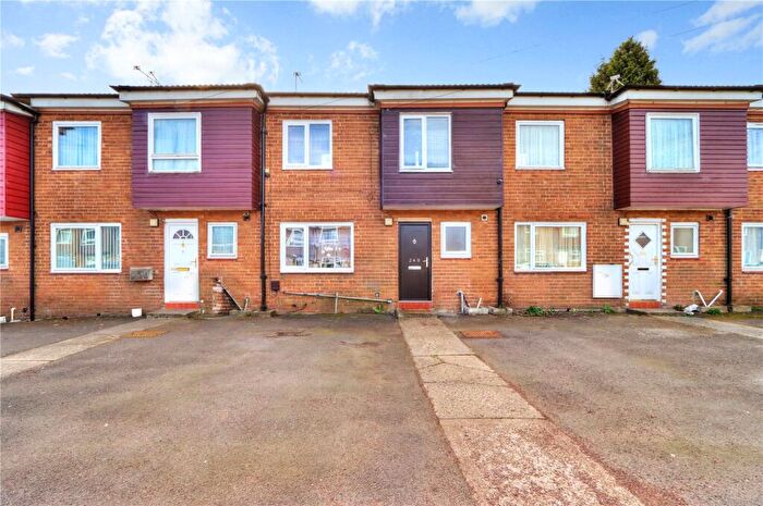 3 Bedroom Terraced House For Sale In Eastgarth, Newcastle Upon Tyne, Tyne And Wear, NE5