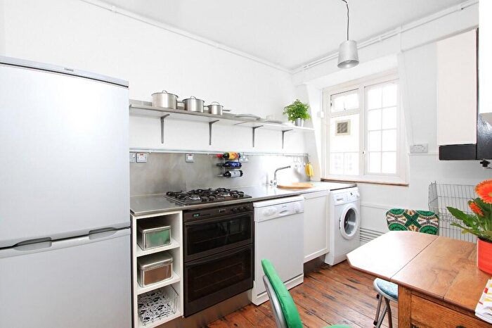 2 Bedroom Apartment To Rent In Cyrus House, Clerkenwell, EC1V