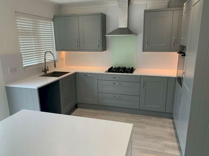 3 Bedroom End Of Terrace House To Rent In Arlington Road, CF64