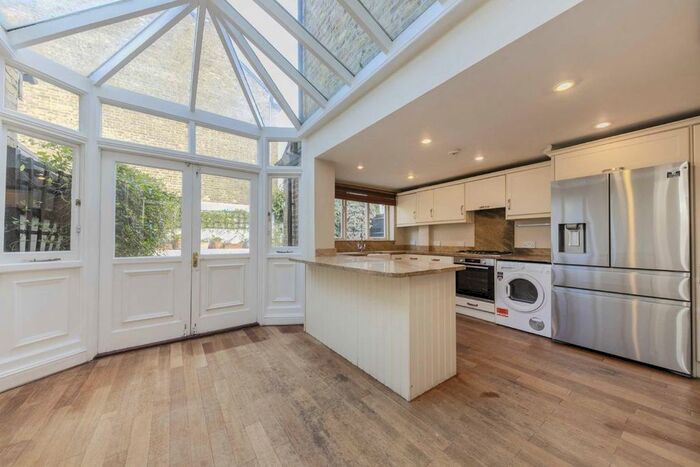 4 Bedroom Terraced House To Rent In Wandle Road, London, SW17