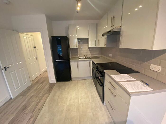 1 Bedroom Flat To Rent In Southwark Park Road, London, SE16