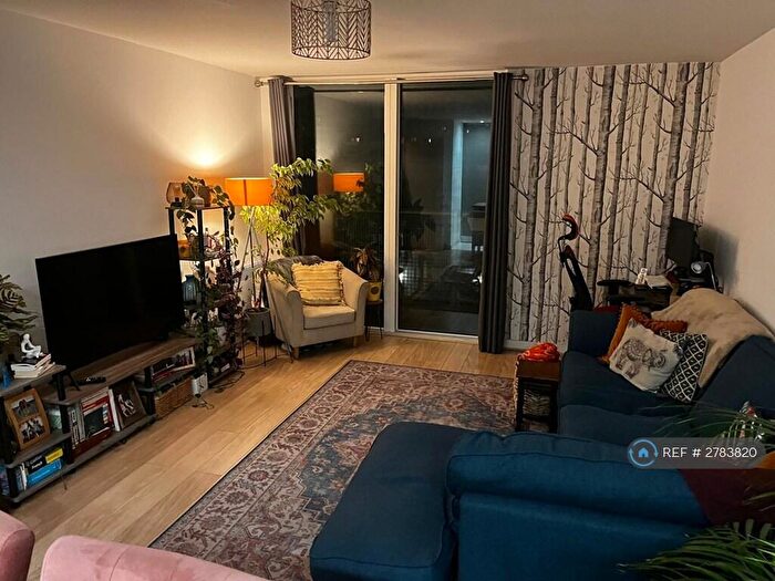 1 Bedroom Flat To Rent In Chadwell Lane, London, N8