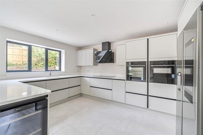 4 Bedroom Detached House For Sale In Broadstone Lane, Hardington Mandeville, Yeovil, BA22