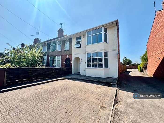 3 Bedroom Semi-Detached House To Rent In Kingsley Road, Northampton, NN2