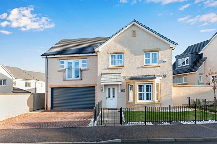 5 Bedroom Detached House For Sale In Burn Grange Park, Newtongrange, EH22