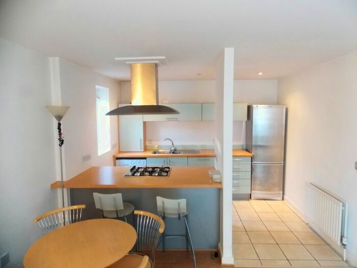2 Bedroom Flat To Rent In Menai Place, Blondin Street, Bow, E3