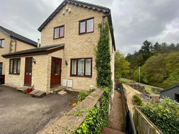 2 Bedroom Flat To Rent In Cullimore View, Cinderford, GL14