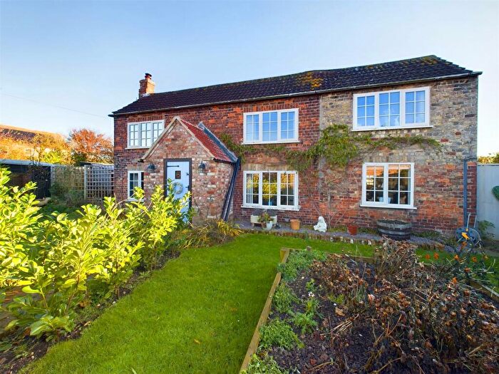 3 Bedroom Detached House For Sale In Mumby Road, Huttoft, Alford, LN13