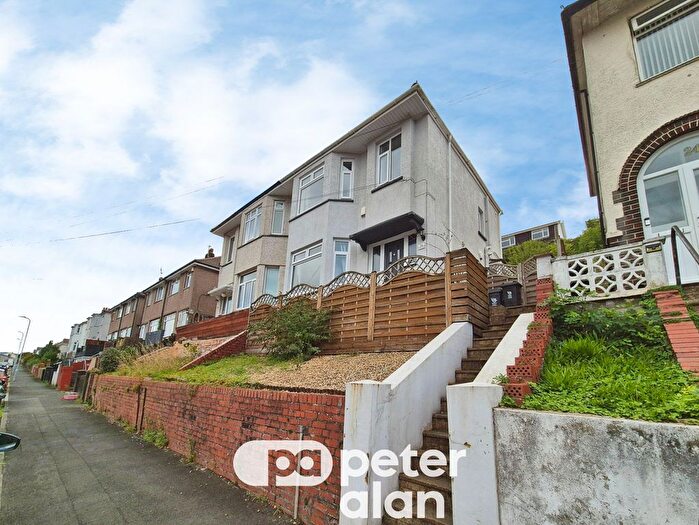 3 Bedroom Semi-detached House To Rent In East Grove Road, Newport, NP19