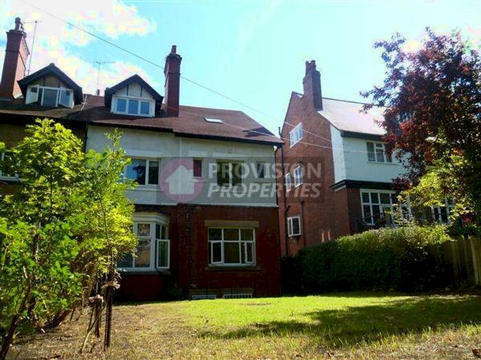 4 Bedroom Semi-Detached House To Rent In North Grange Mount, Hyde Park, Leeds, LS6