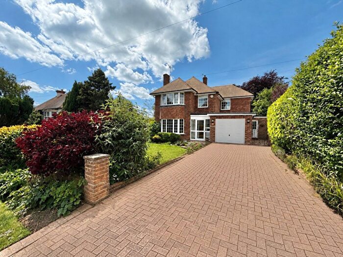 4 Bedroom Detached House For Sale In Penland Road, Bexhill On Sea, TN40