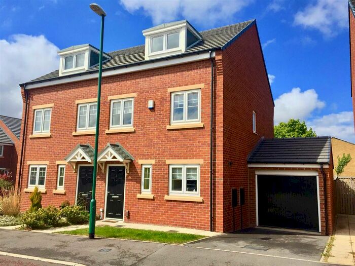 3 Bedroom Semi-Detached House To Rent In Harton Court, South Shields, NE34