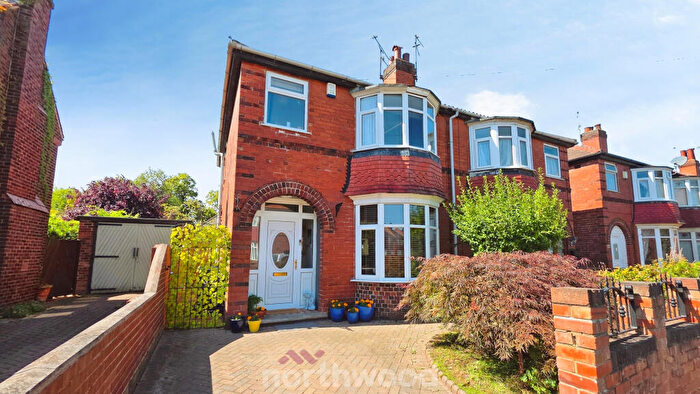 3 Bedroom Semi Detached House For Sale In Harewood Road, Town Moor, Doncaster, DN2