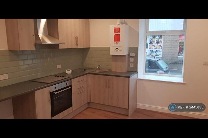 1 Bedroom Flat To Rent In Whalley Road, Accrington, BB5