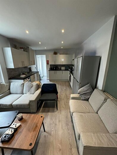 6 Bedroom House To Rent In Alfred Street, Cardiff, CF24