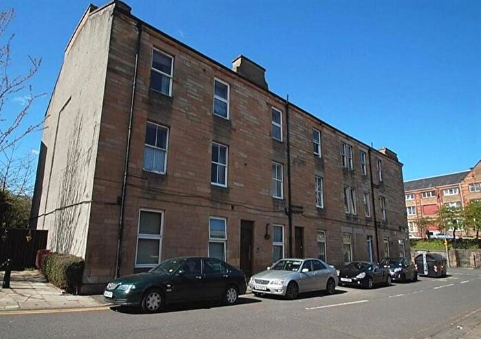 2 Bedroom Flat To Rent In Taylor Place, Abbeyhill, Edinburgh, EH7