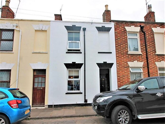 2 Bedroom Terraced House For Sale In Hungerford Street, Cheltenham, GL50