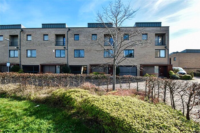 4 Bedroom Terraced House To Rent In Harvest Road, Trumpington, Cambridge, CB2