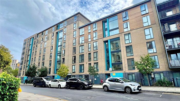 Property To Rent In Crawford Court, NW9