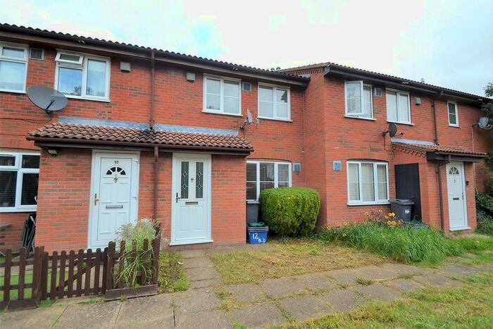 1 Bedroom Terraced House To Rent In Bishops Drive, Feltham, TW14