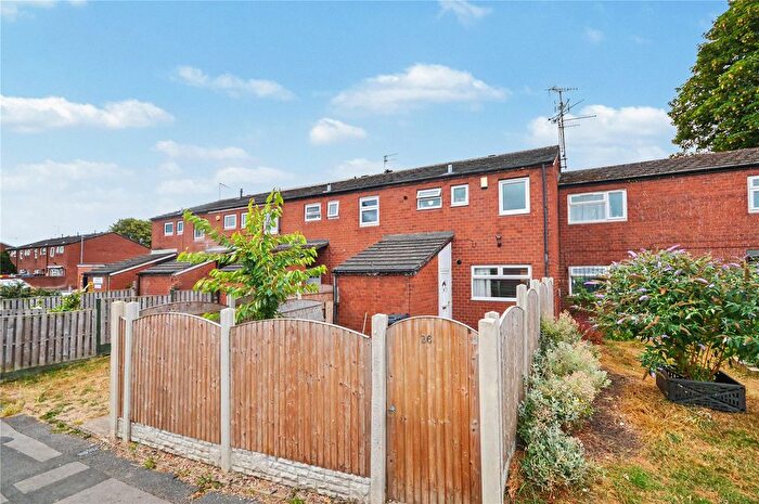 3 Bedroom End Of Terrace House For Sale In Disraeli Terrace, Leeds, West Yorkshire, LS11