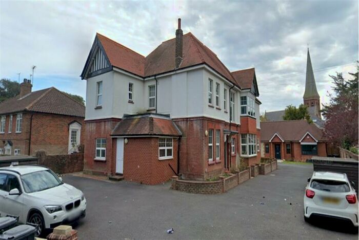 2 Bedroom Flat To Rent In Bedford House, Mill Road, Worthing, BN11