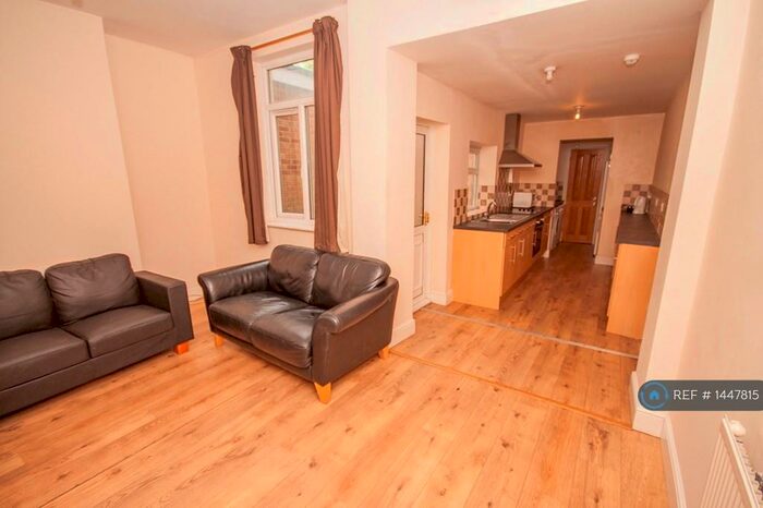 6 Bedroom Terraced House To Rent In Bellevue Terrace, Southampton, SO14