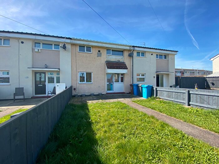 2 Bedroom Terraced House To Rent In Bondane, Kingston Upon Hull, HU6