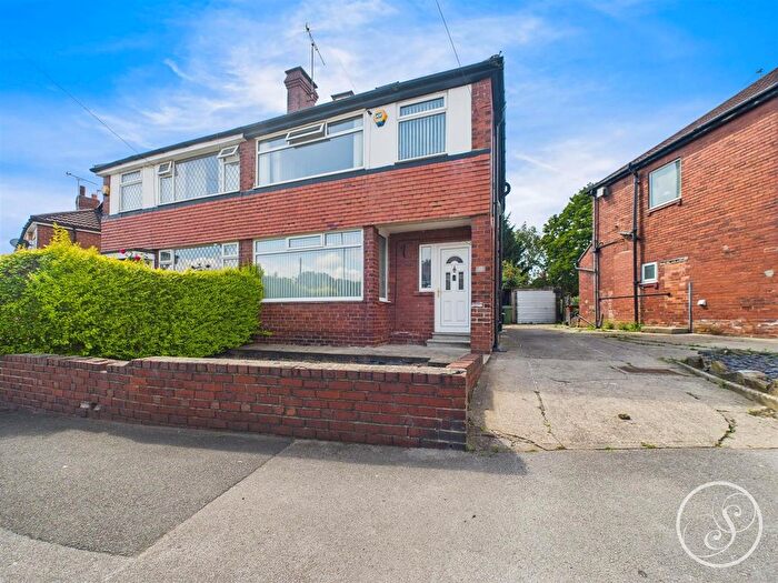 5 Bedroom Semi-Detached House For Sale In Grange Park Road, Leeds, LS8
