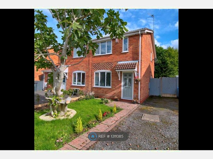 3 Bedroom Semi-Detached House To Rent In Mallory Road, Perton, Wolverhampton WV6