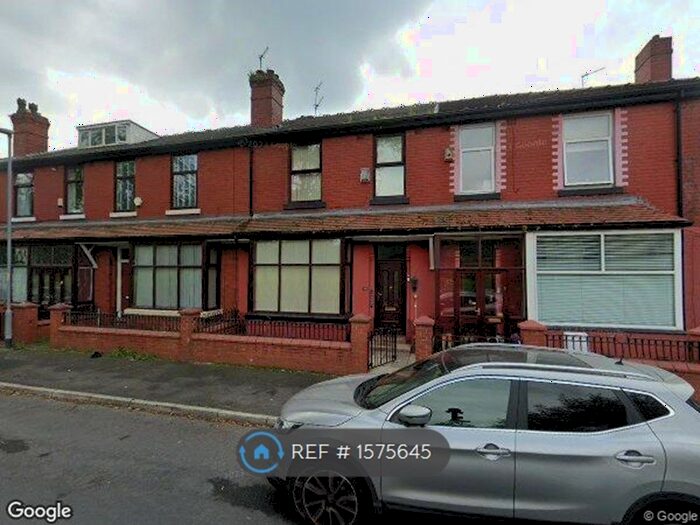 4 Bedroom Terraced House To Rent In Lewis Avenue, Manchester, M9