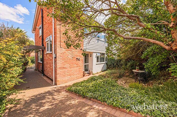 3 Bedroom Semi-Detached House For Sale In Violet Road, Norwich, NR3