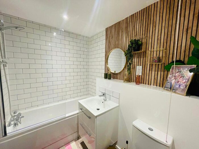 2 Bedroom Apartment To Rent In Erasmus Drive, Derby, DE1