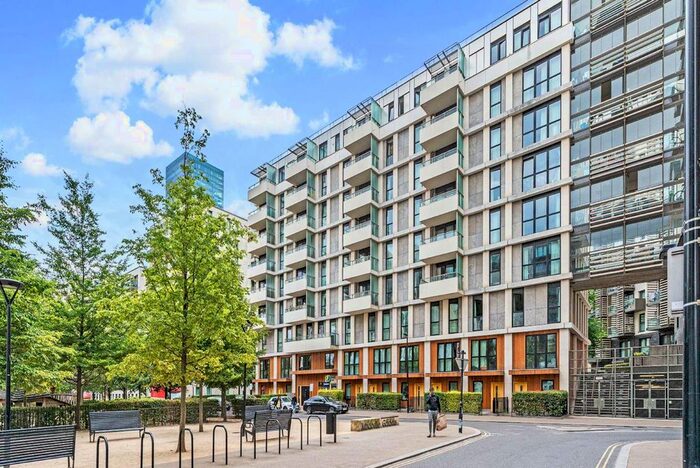 2 Bedroom Flat To Rent In Mirabelle Gardens, London, E20