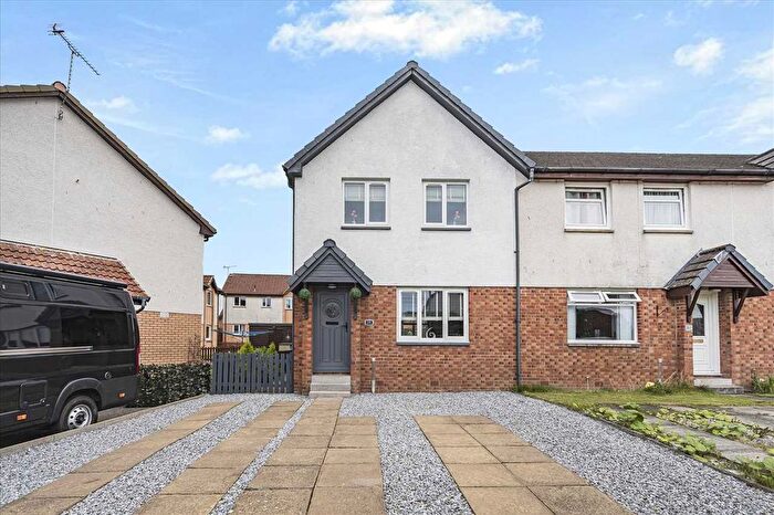 2 Bedroom End Of Terrace House For Sale In Roundhouse, FK7