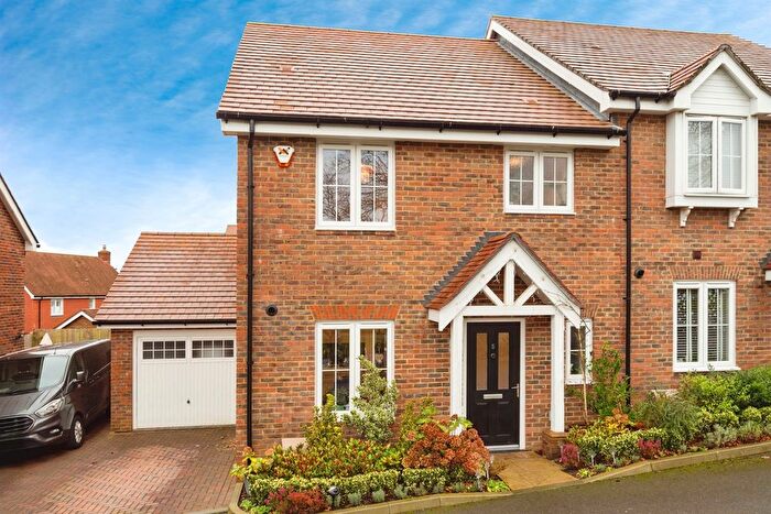 3 Bedroom Semi-Detached House For Sale In Burton Lane, Crowborough, TN6