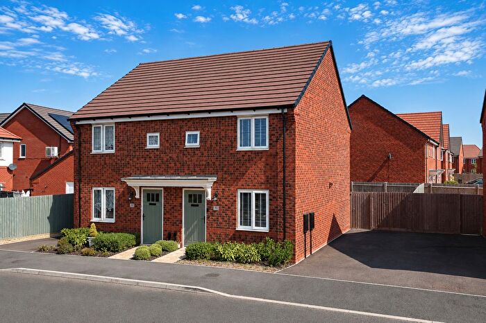 2 Bedroom Semi-Detached House For Sale In White Park Avenue, Newbold Verdon, Leicester, Leicestershire, LE9
