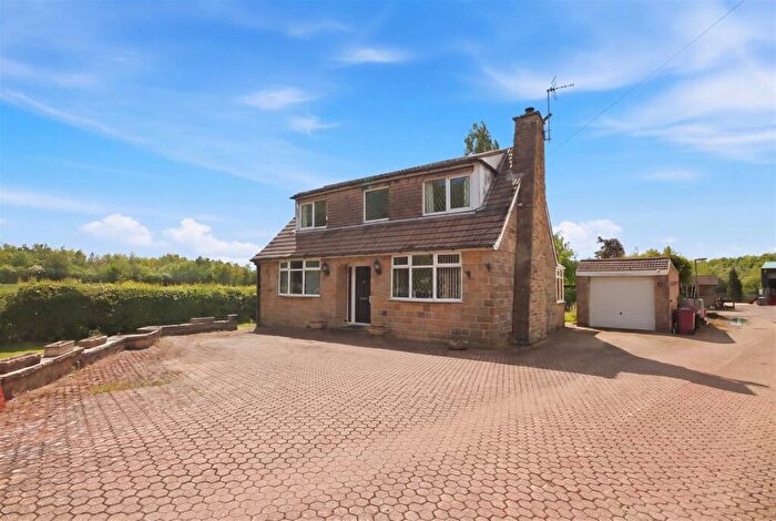 4 Bedroom Detached House For Sale In Chesterfield Road, Temple Normanton, Chesterfield, S42