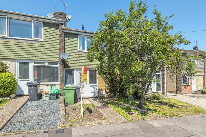 3 Bedroom Terraced House To Rent In Newbury, Berkshire, RG14