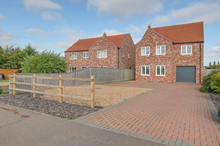 4 Bedroom Detached House For Sale In School Road, Walton Highway, PE14