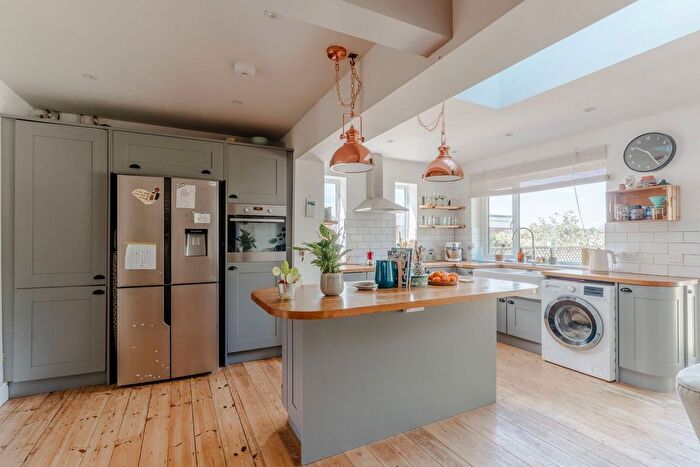 3 Bedroom Semi-Detached House For Sale In Low Road, Hellesdon, NR6