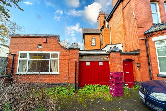 1 Bedroom Apartment To Rent In Oakfield Road, Selly Oak, Birmingham, West Midlands, B29